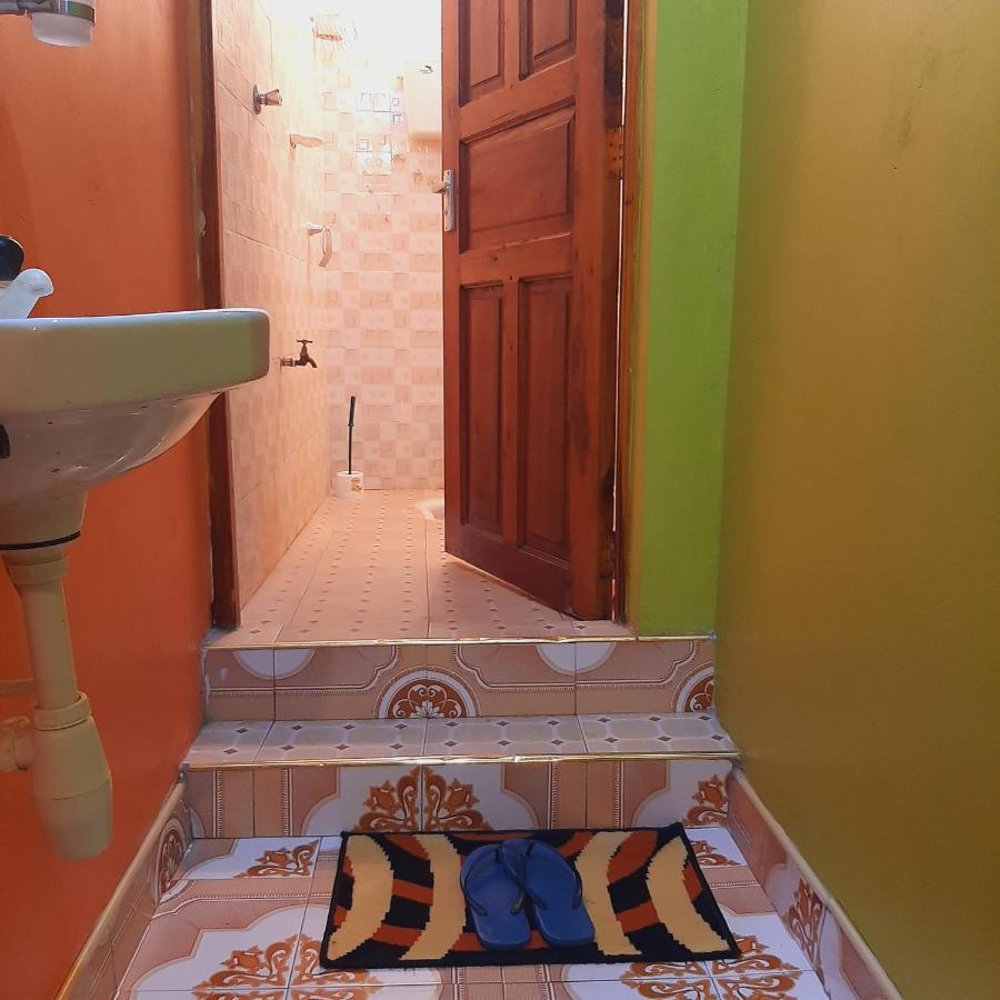 Gloria'S Place Studio مومباسا المظهر الخارجي الصورة